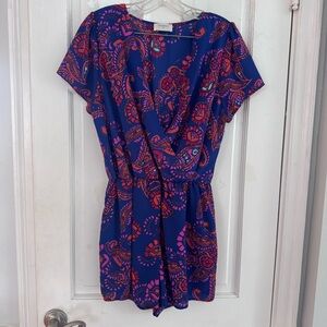 Everly Blue Pink Paisley Romper Boho V Neck Shorts Jumpsuit Size M
